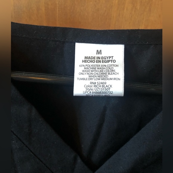 Women’s S&M scrub lot - Picture 3 of 11